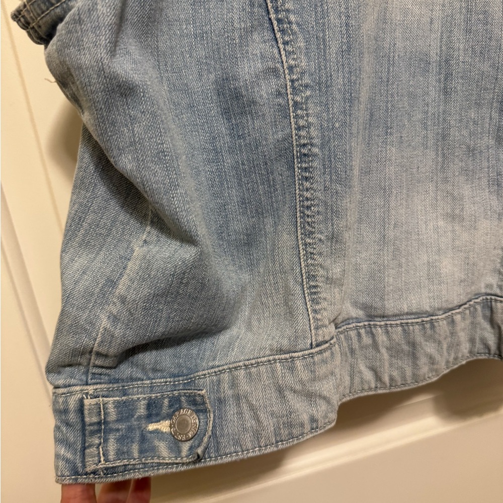 GARAGE Light Wash Distressed Denim Vest Size L - Picture 6 of 7